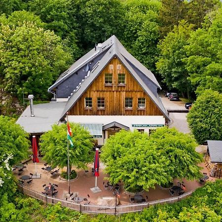 Hotel Berggasthof Koitsche Bertsdorf Exterior foto